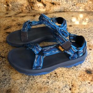 Kids TEVA sandals. Size 12.